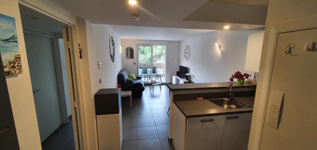 Appartement Residence La Plage 4 **** Ла Лонд-ле-Мор Екстериор снимка